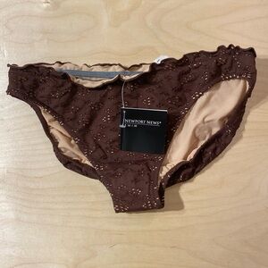 Newport News Swim Bottom size 18 (JM)